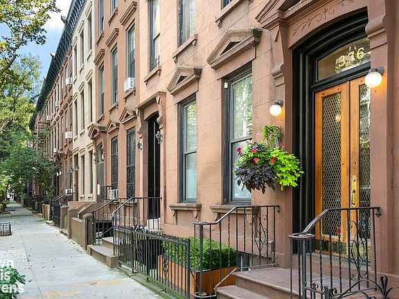 5th image of 376 Bergen St APT 2R