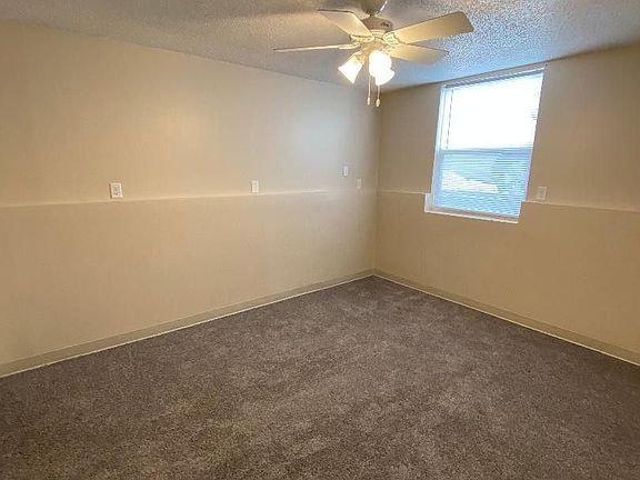 5th image of 410 Melody Ln #3