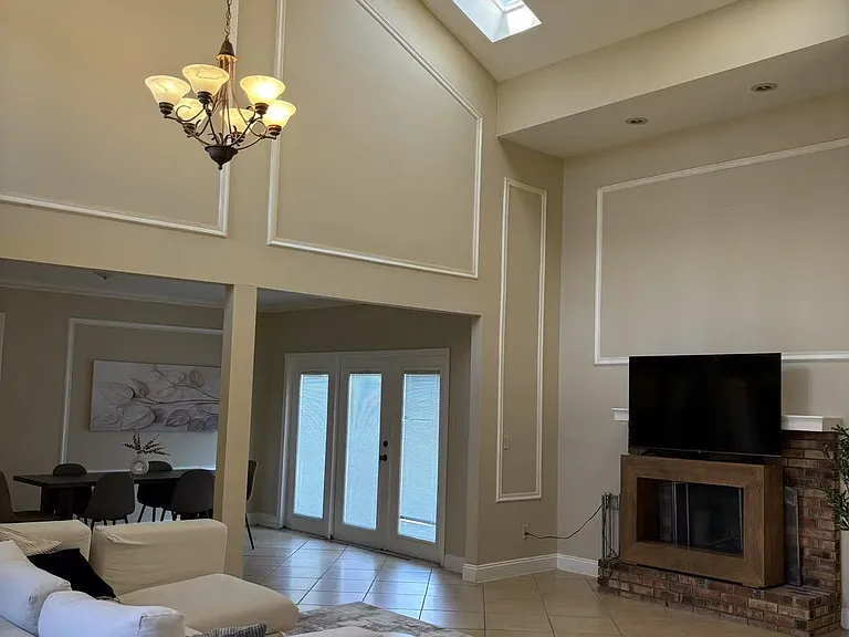 4864 Spring Run Ave — Photo 3