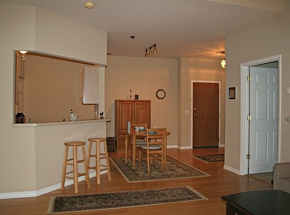 4th image of 175 Hunt Club Dr #175