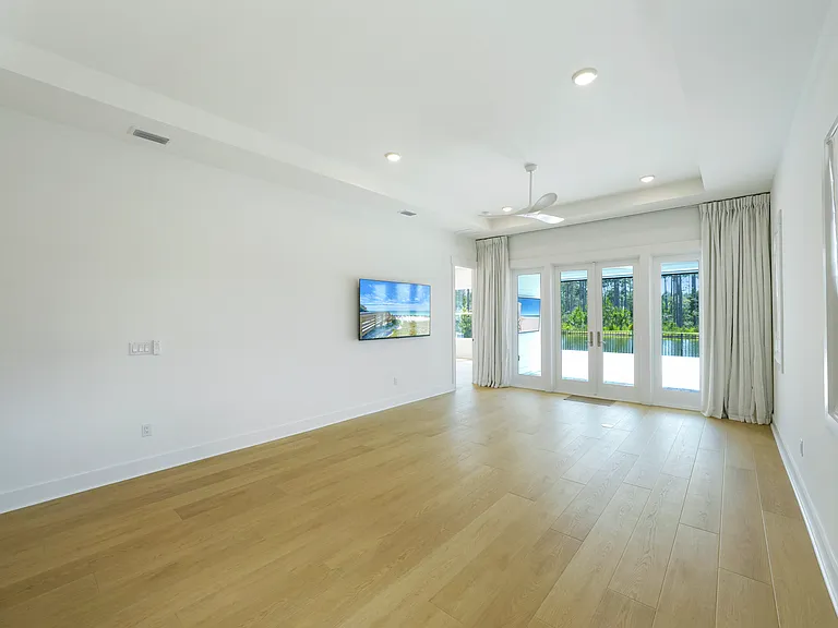 1615 Pathways Dr — Photo 31
