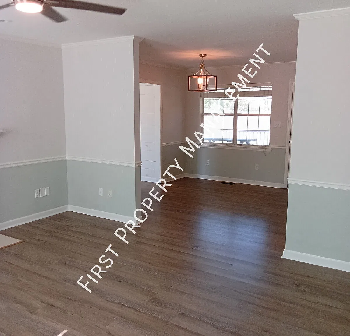 "Charming 3-Bed Retreat with 2.5 Baths in Harrison - Spacious 1600 Sq Ft Haven!" W/ large fenced ... — Photo 4