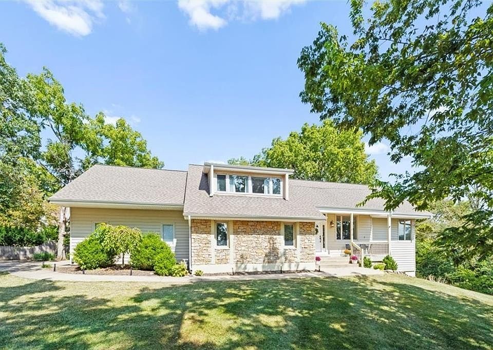 21019 Bittersweet Dr, Lenexa, KS 66220 | Zillow