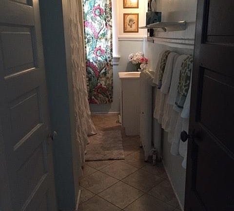 4th image of 10 N Mulberry St #A