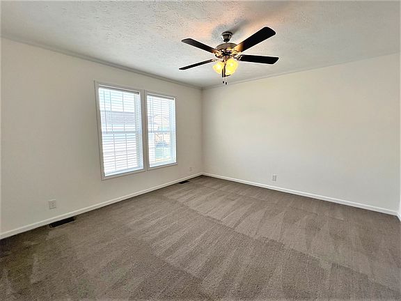 5th image of 5342 Coventry Dr #198