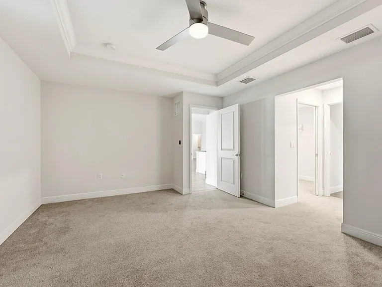 1692 SW Alvaton Ave — Photo 16