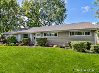 602 Parkway Dr, Wheaton, IL