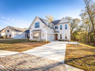 208 Bluff Cv, Ocean Springs, MS 39564