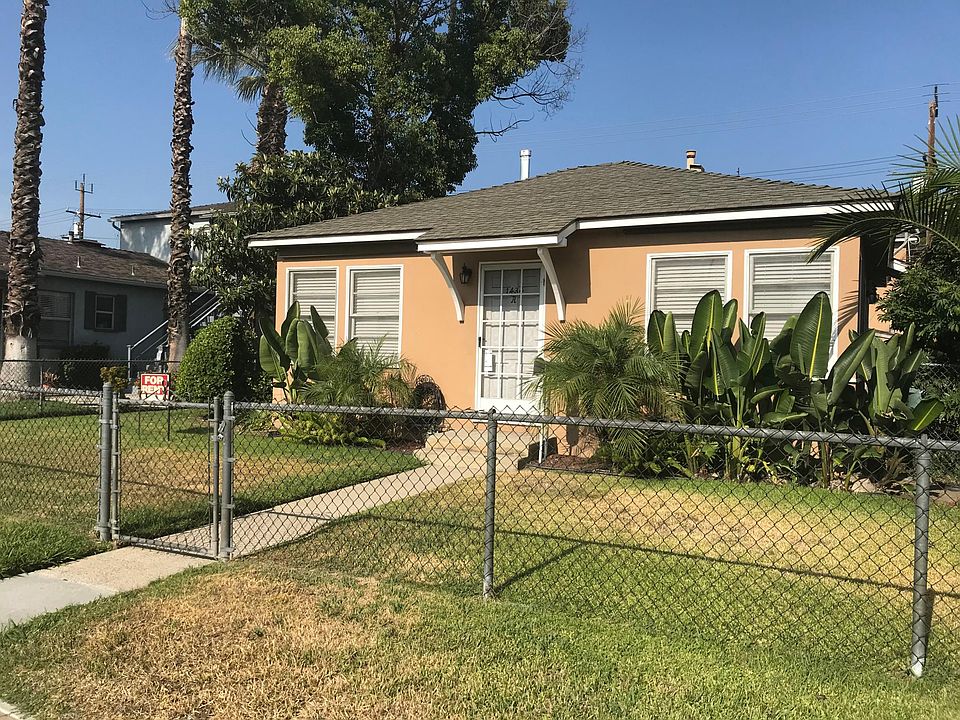 1st image of 1434 N Hollywood Way APT A