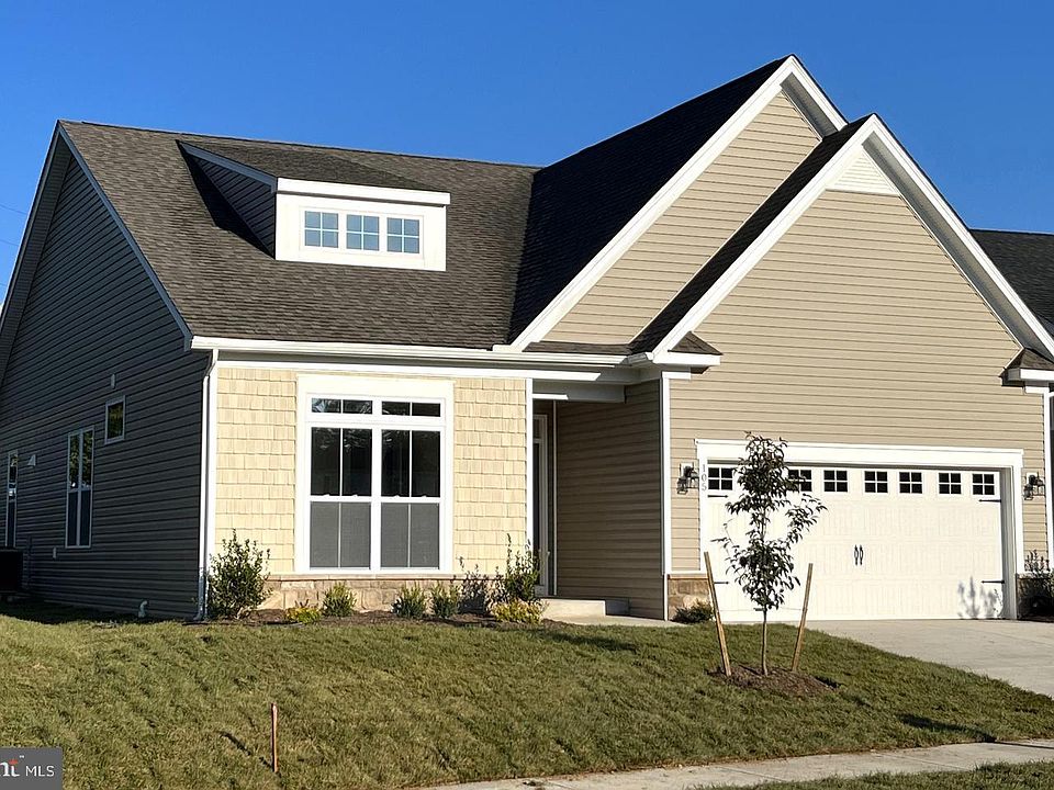 1st image of 105 Amberfield Ct