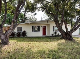 12091 Ridge Rd, Seminole, FL 33778