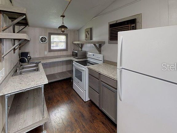 5th image of 119 Bream St