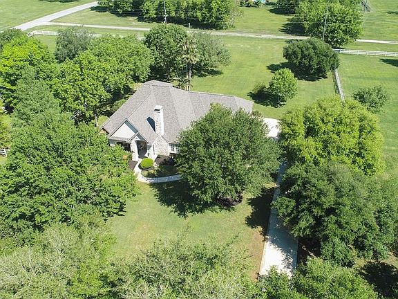 5th image of 6211 Bridlewood Dr