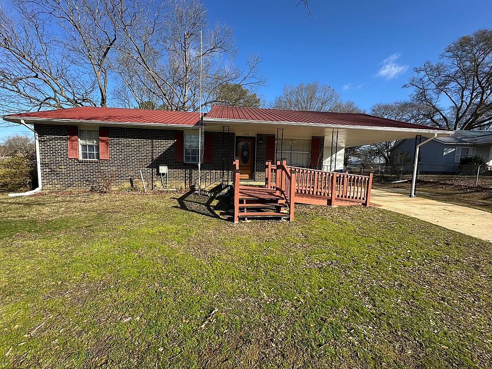 1st image of 1405 Circle Dr