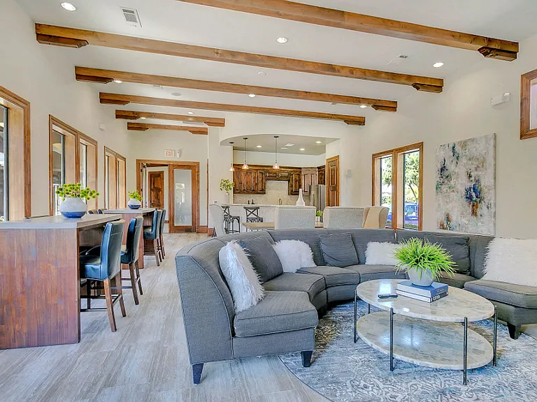 Amazing club room with kitchen and seating areas.Organize your birthday parties here !