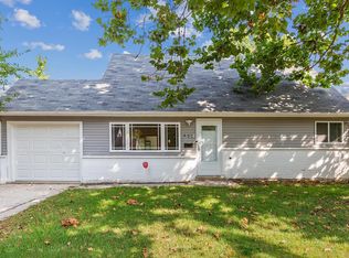 422 Winnebago St, Park Forest, IL