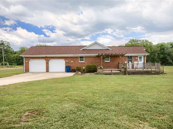 19 Ewellville Ln, Dutton, VA 23050