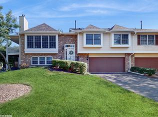 10025 Cambridge Dr, Mokena, IL 60448