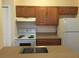149 4th St APT 7, Troy, NY 12180
