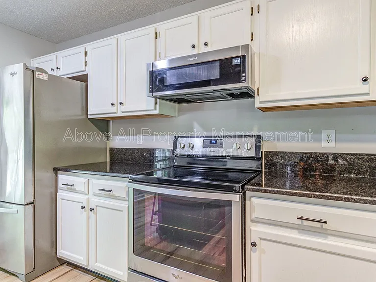 103 Unaka Ct — Photo 34