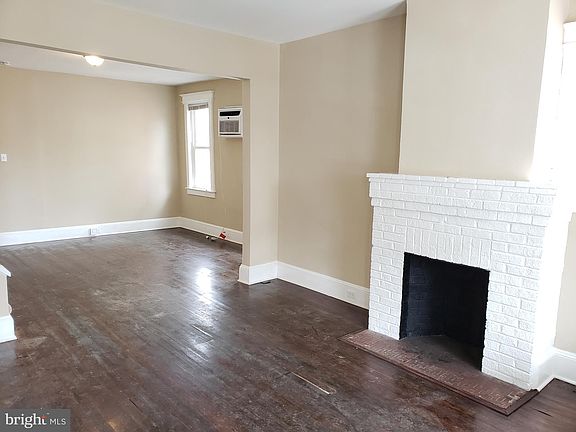 3rd image of 411 Berwyn