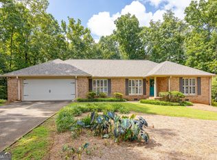 1656 Windcrest Dr SW, Marietta, GA 30064