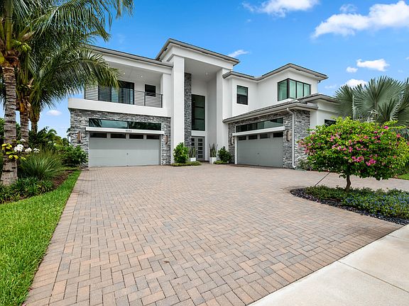 2nd image of 9593 Vescovato Way