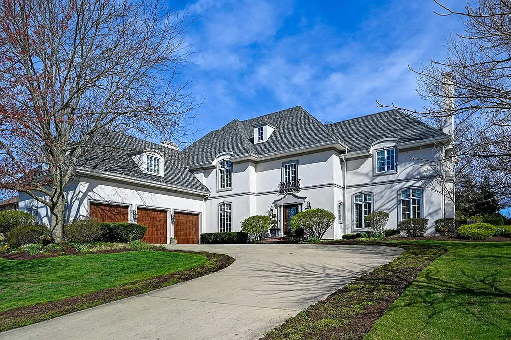9 Hidden Lake Dr photo 1