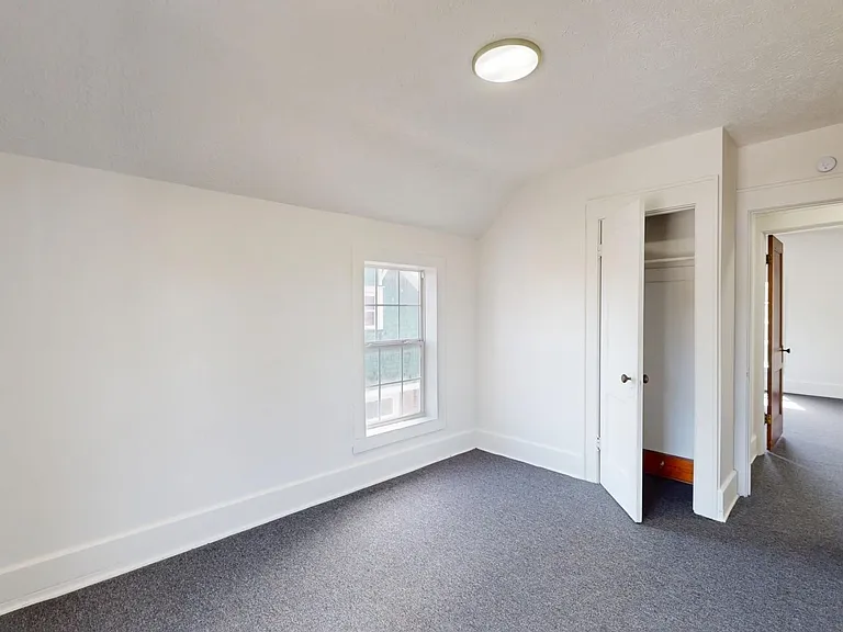 109 W Ely St — Photo 13