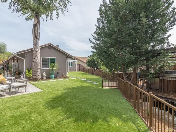 914 N Main Ave, Fallbrook, CA 92028