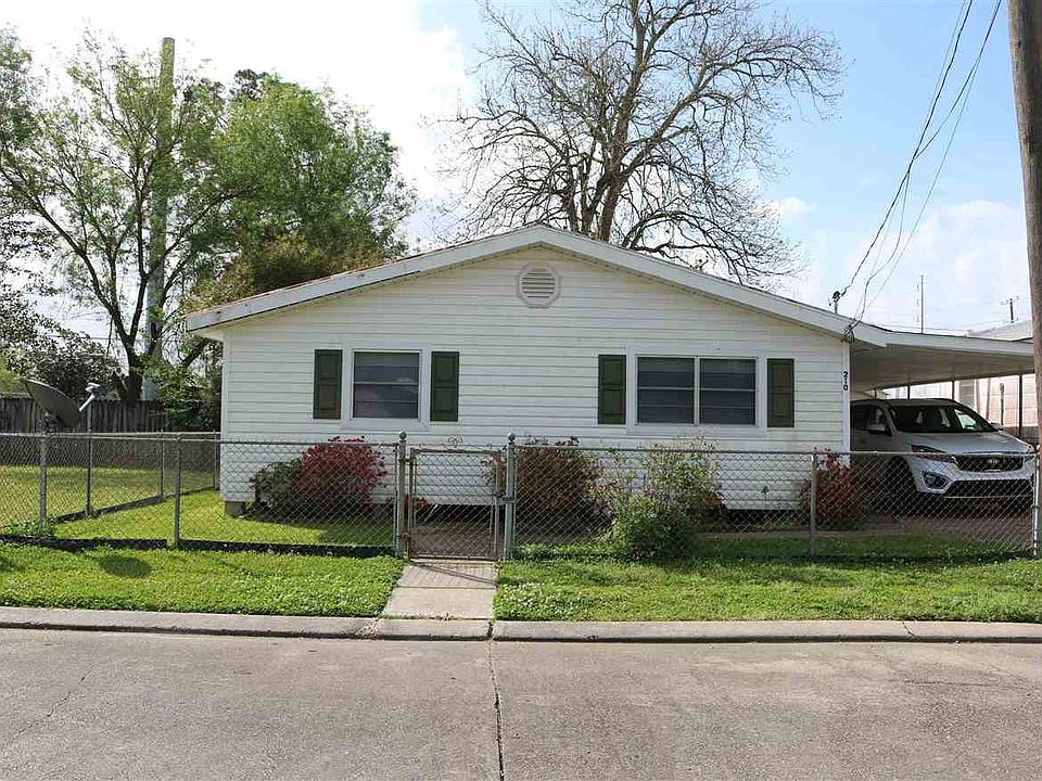 1st image of 210 Aucoin St