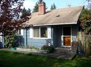 20221 Des Moines Memorial Dr S, Seattle, WA 98198