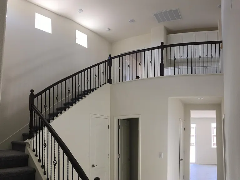 2110 Bishop Pine St — Photo 2