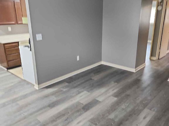 4th image of 4900 Saddlebrook Ln #11289363