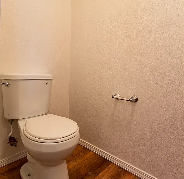 Quality, Contemporary 2 Bed 1 1/2 Bath Town Home in the North Valley — Photo 7