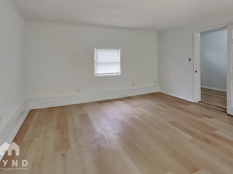 3340 Peach Dr — Photo 6