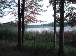 Oak Point Dr, Michigan Center, MI 49254