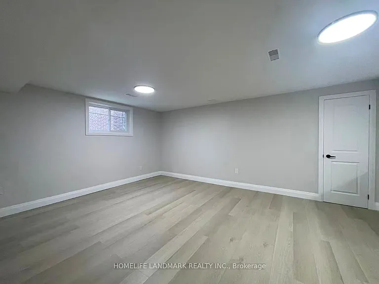 17 Rosemeade Ave #3 — Photo 9