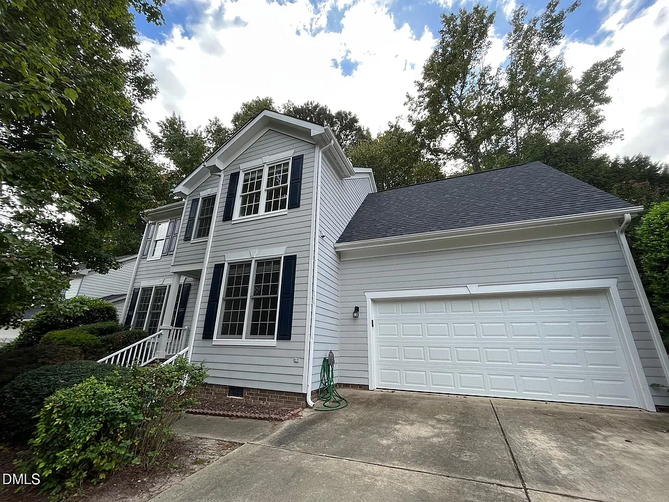 207 Cove Creek Dr