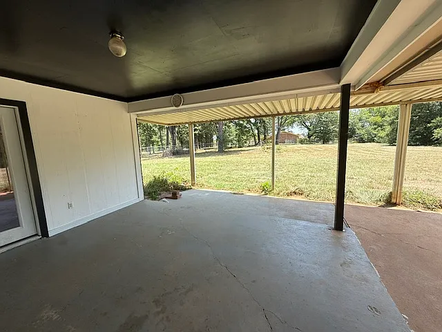 2909 FM 1844 — Photo 17