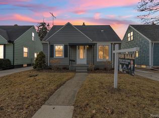 24713 Hickory St, Dearborn, MI 48124