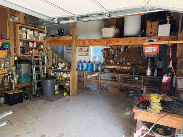 230 Riverside Dr, Clanton, AL 35046