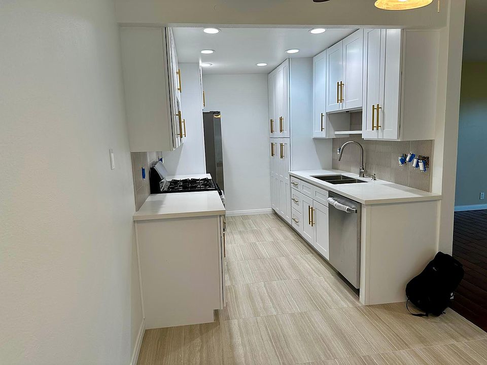 1st image of 20405 S Vermont Ave Unit 1