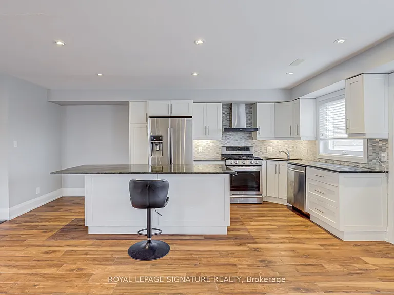 14 Rotherham Ave #2 — Photo 4