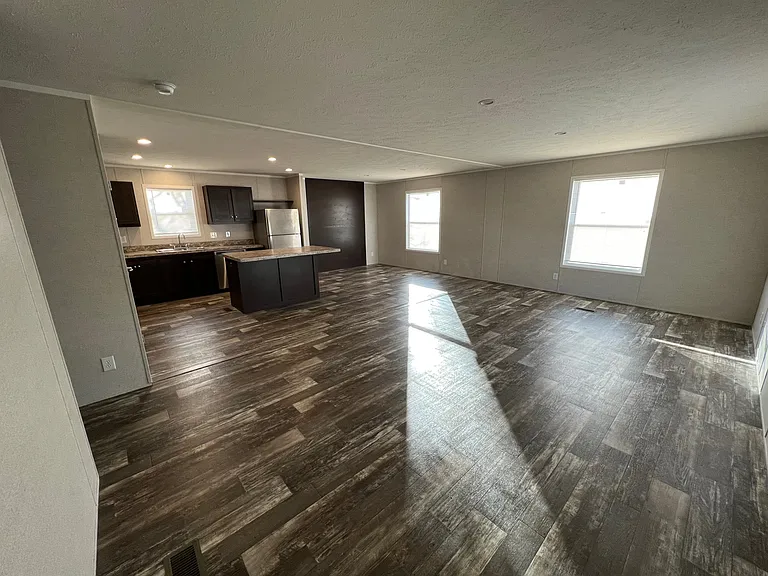 Stonegate MHC — Photo 15