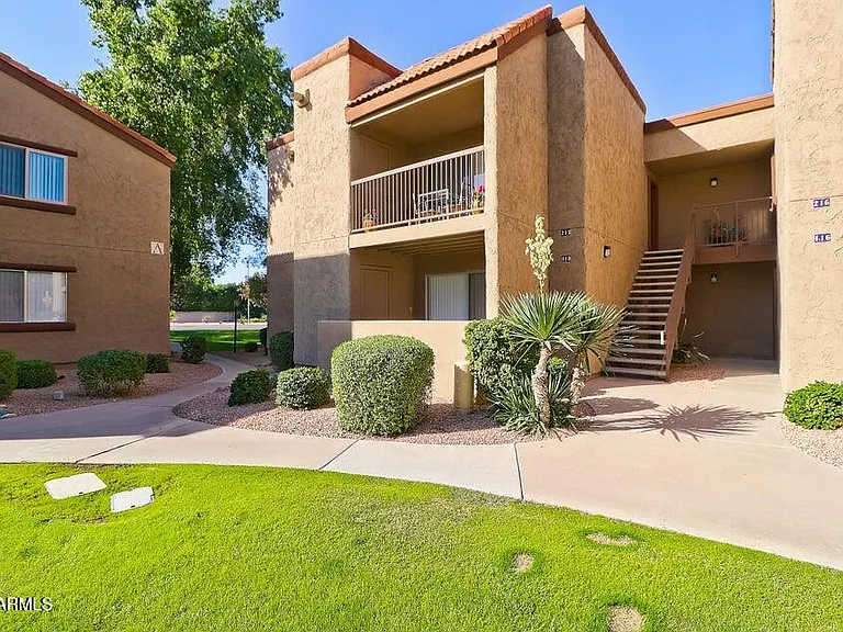 8250 E Arabian Trl #113 — Photo 2