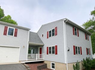 1045 Stonewood Dr, Charlottesville, VA 22911