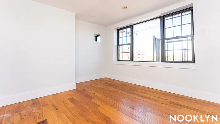 Rented by Nooklyn NYC LLC | media 6