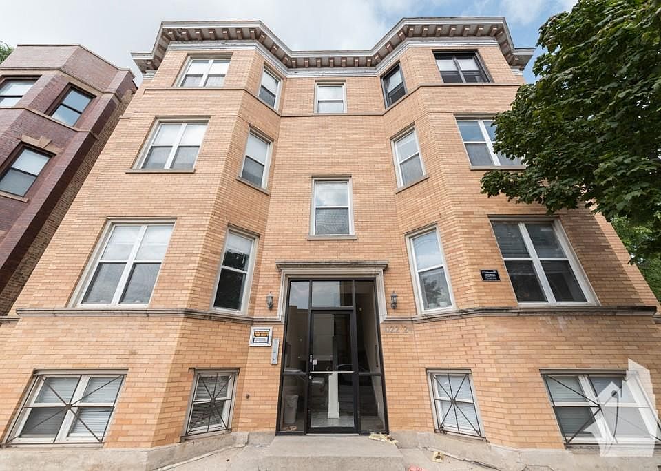 1st image of 1022 N Damen Ave #1022/5