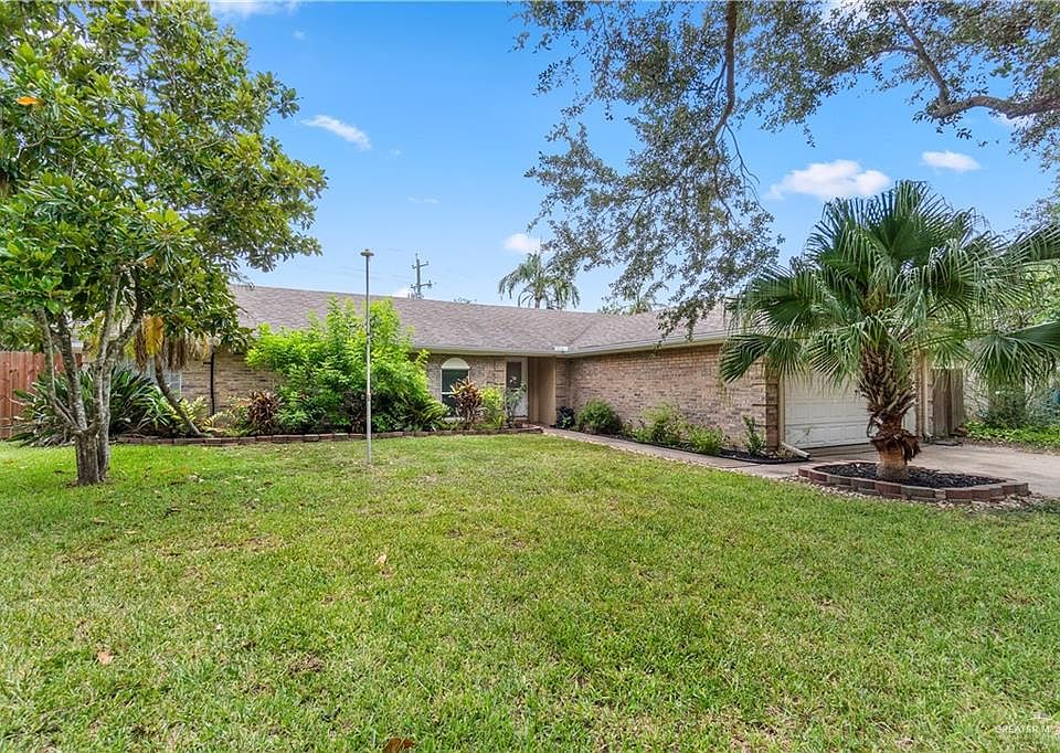 1st image of 1000 Palm Valley Dr E
